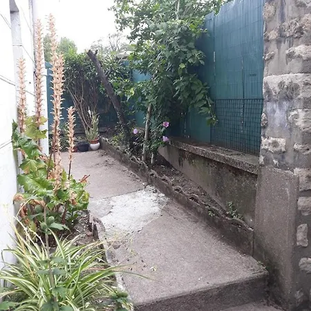 Appartement Studio 2 With Small Garden Paris 14 Arcueil Arcueil