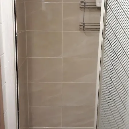 Appartement Studio 2 With Small Garden Paris 14 Arcueil *